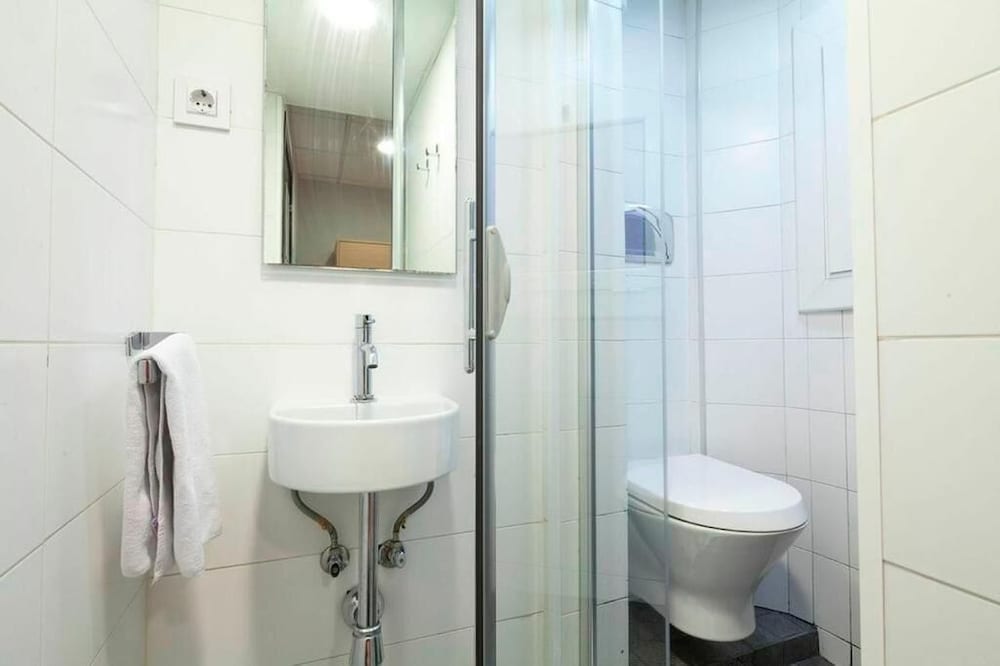 Hostal DingDong Putxet 15/18