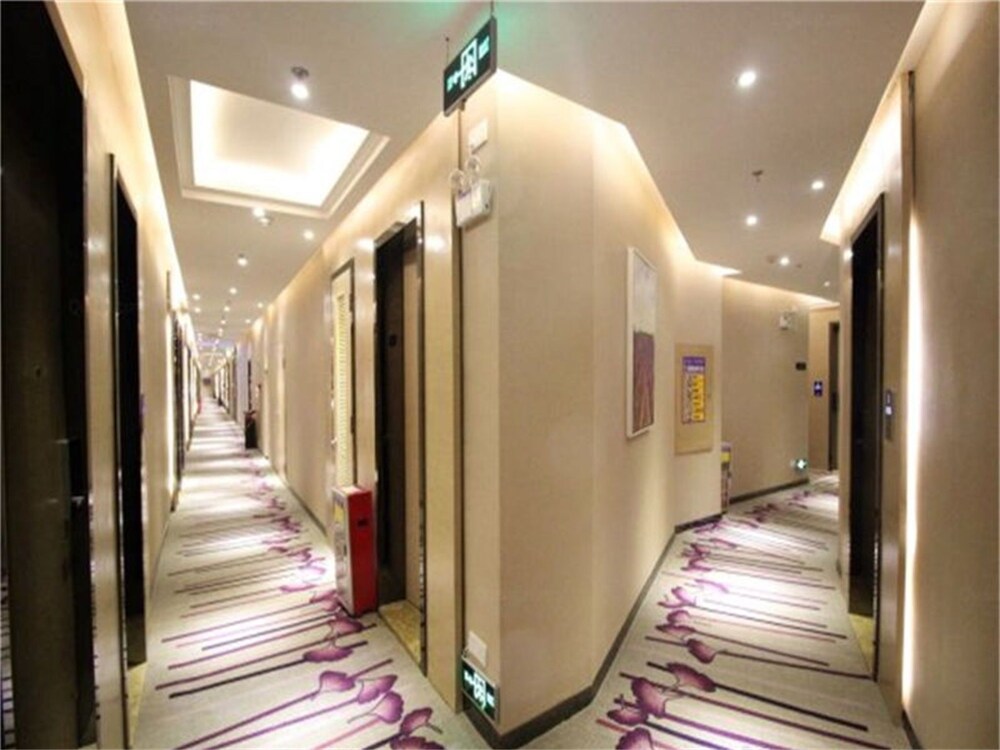 Lavande Hotel (Guangzhou Tianhe Park Yuancun Metro Station) 27/38