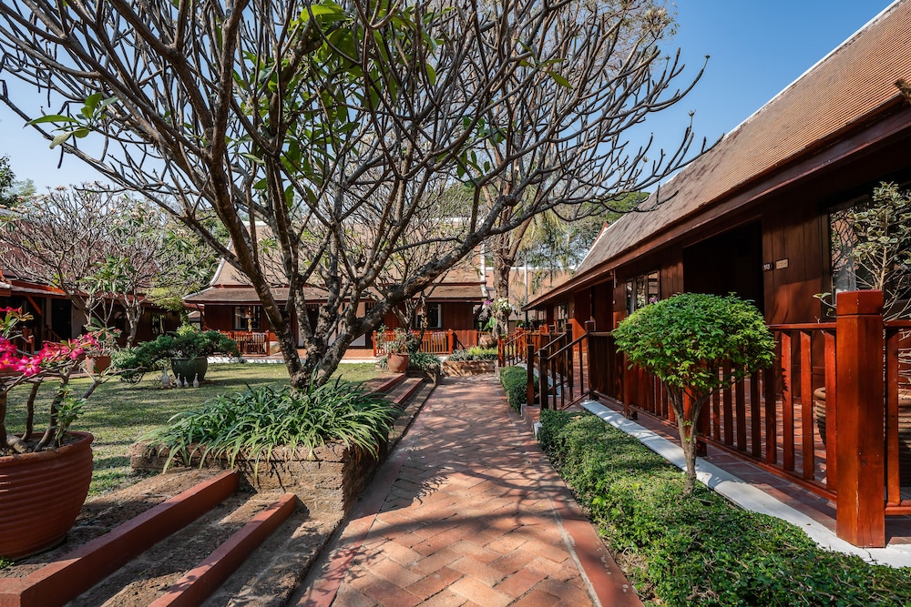 Legendha Sukhothai Resort 70/74