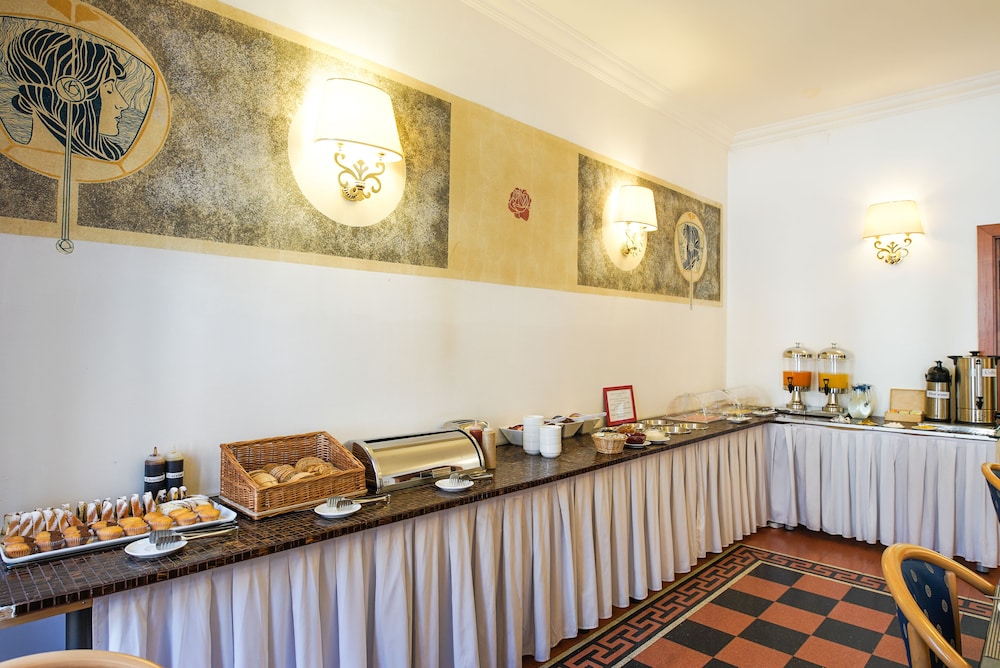 Hotel Tivoli 8/36