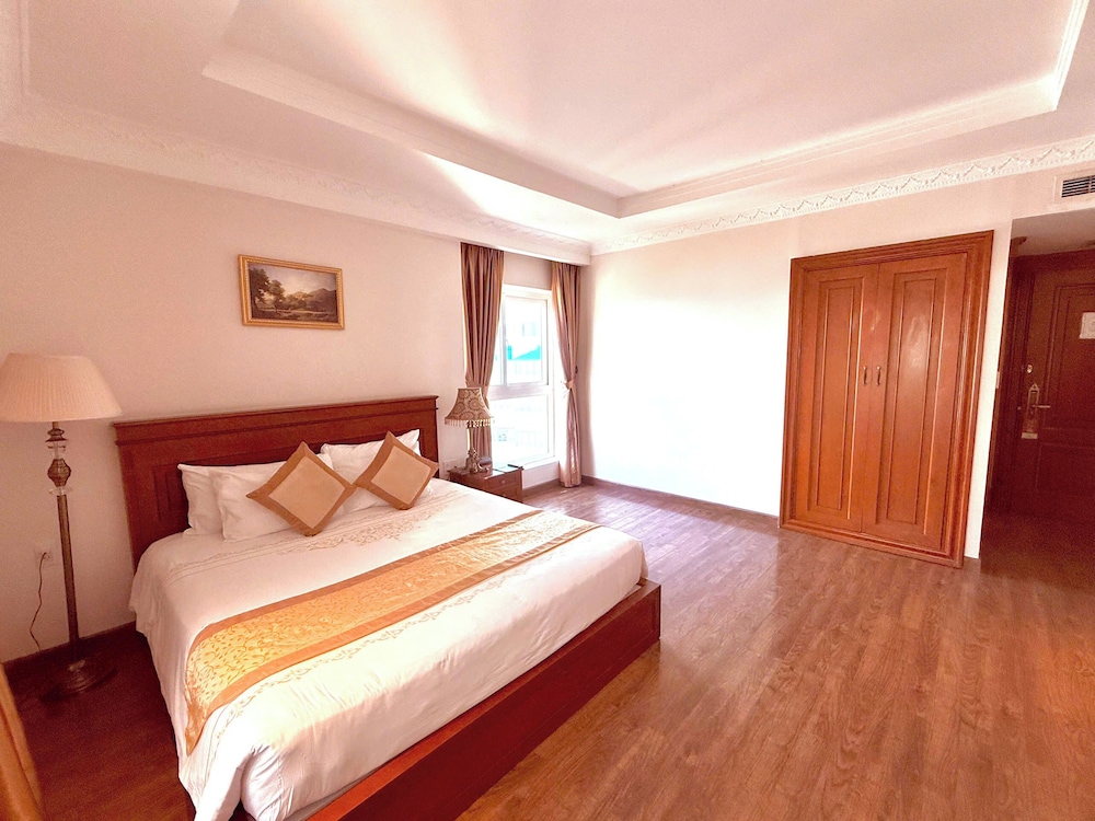Nha Trang Palace Hotel 19/66
