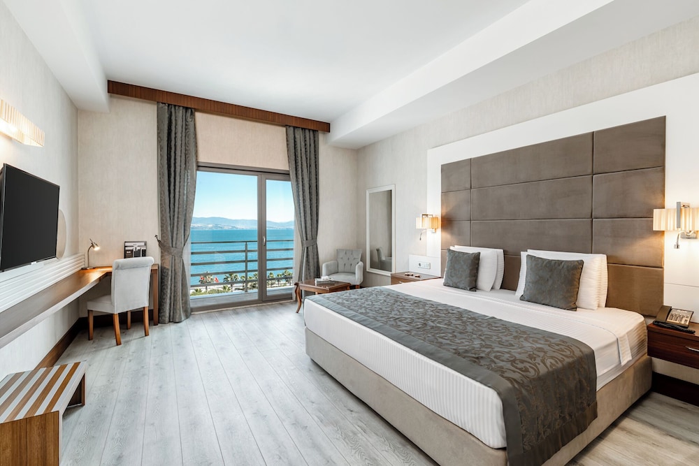 Elite Hotel Darica 26/75