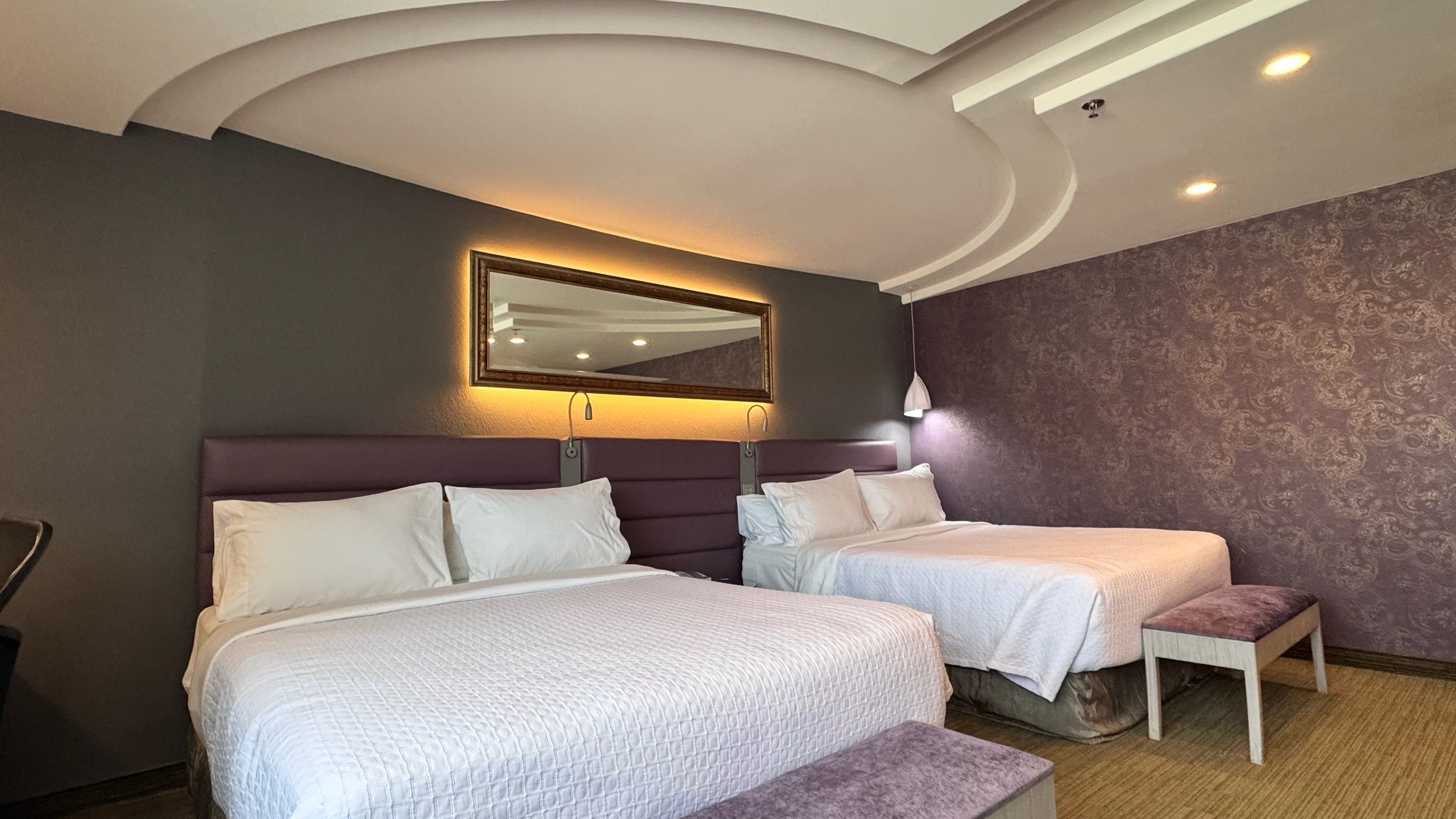 Crowne Plaza Toluca-Lancaster 7/78