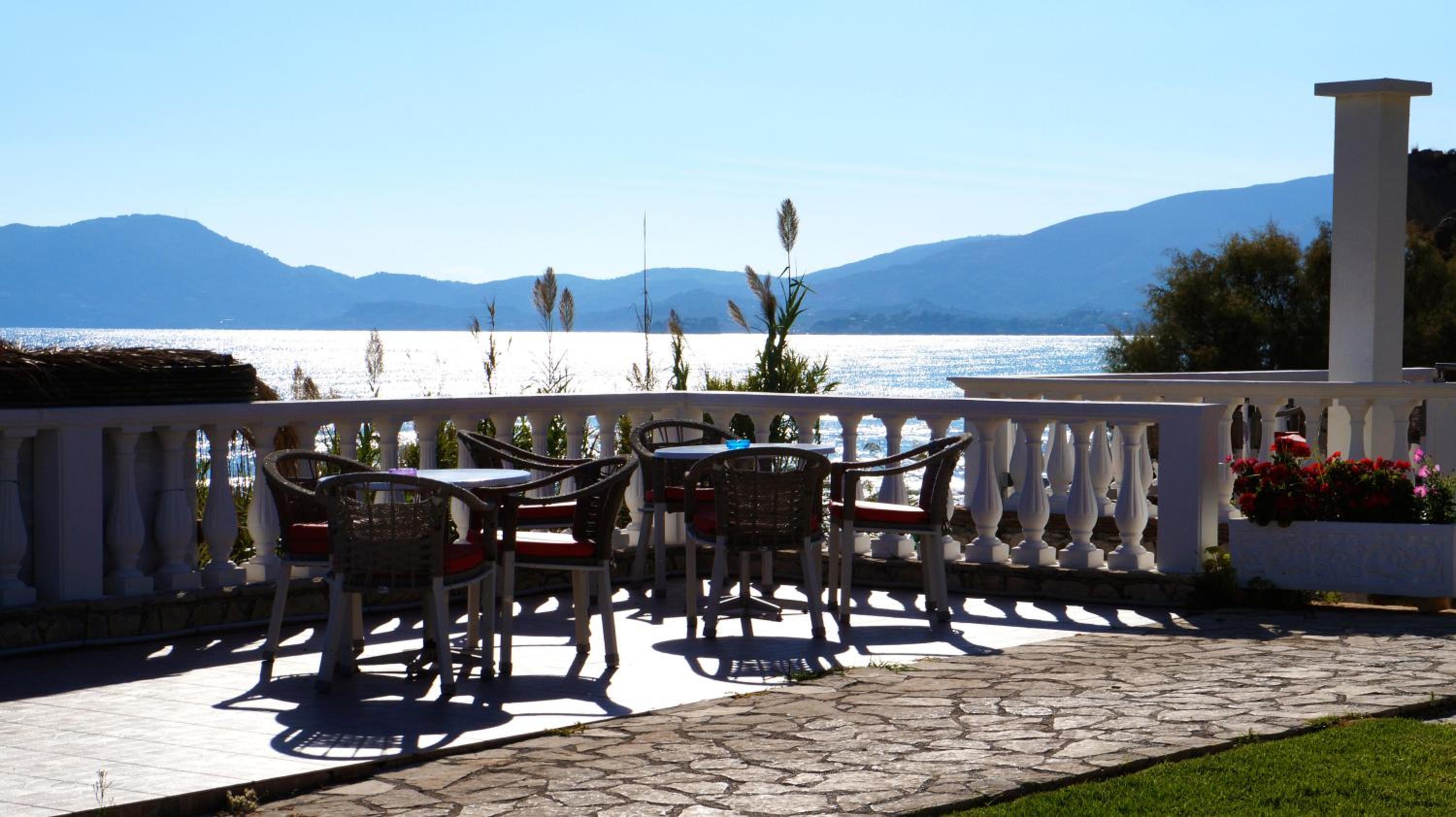 Crystal Beach Hotel 27/51