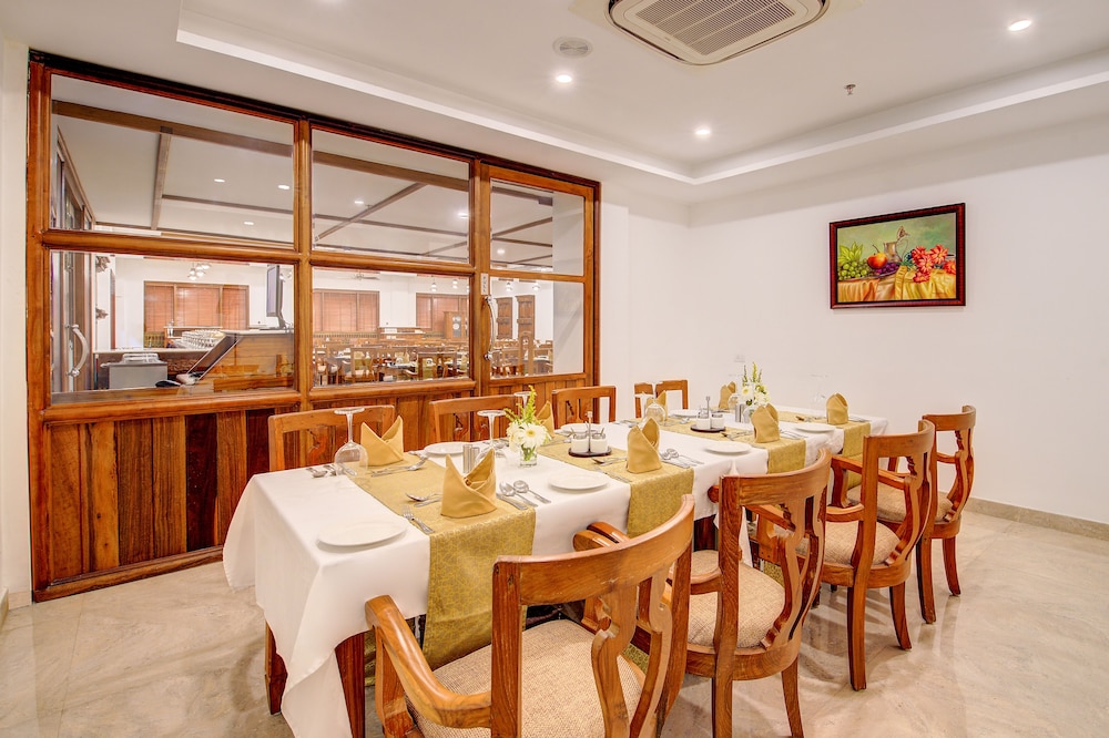 Sterling Guruvayur 33/41