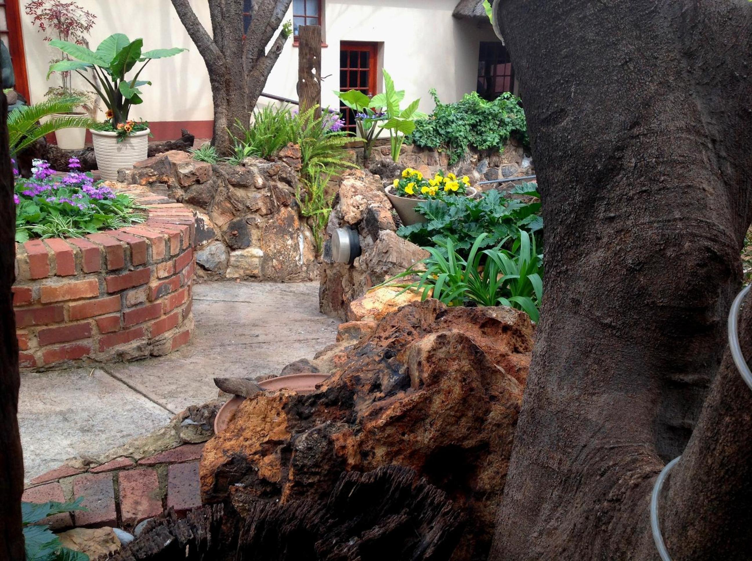 Centurion Guest House and Lodge 10/16