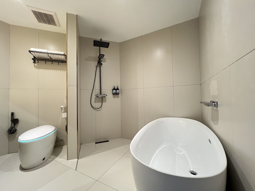 Asia Premium Hotel 47/50