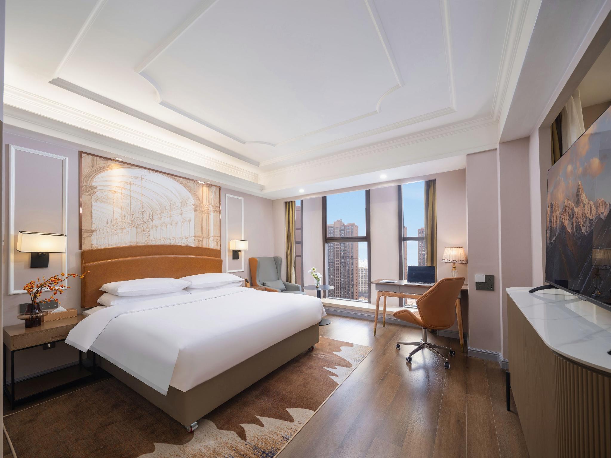 Vienna International Hotel Kunming (West Guangfu Road Station Branch) 35/48