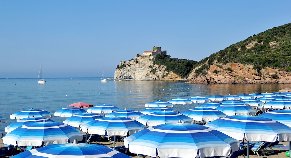 Camping Village Baia Azzurra 67/71