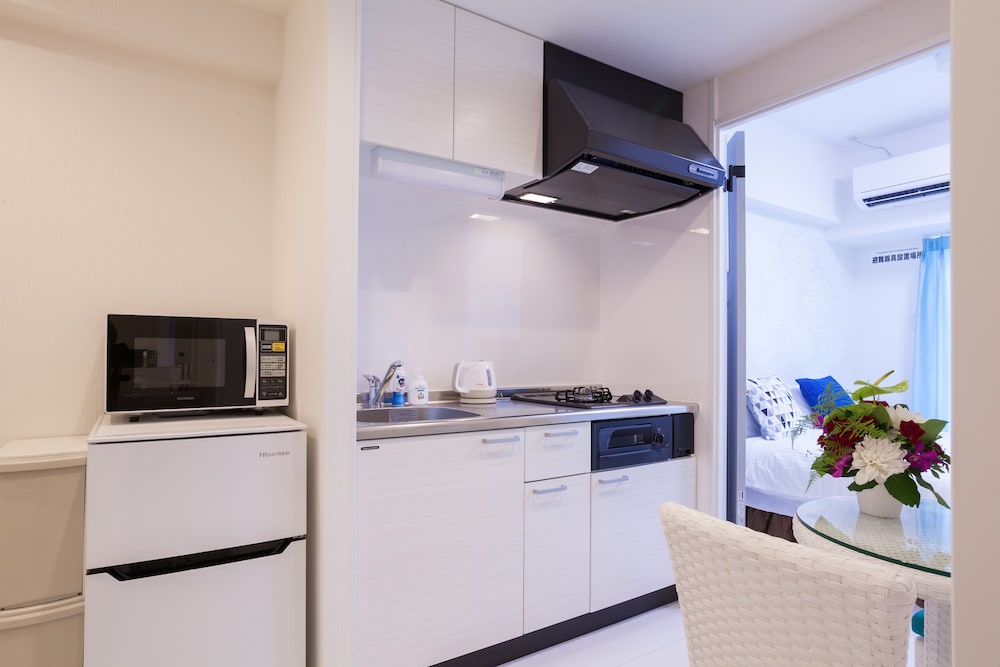 Living Inn Asahibashiekimae Premier 42/60