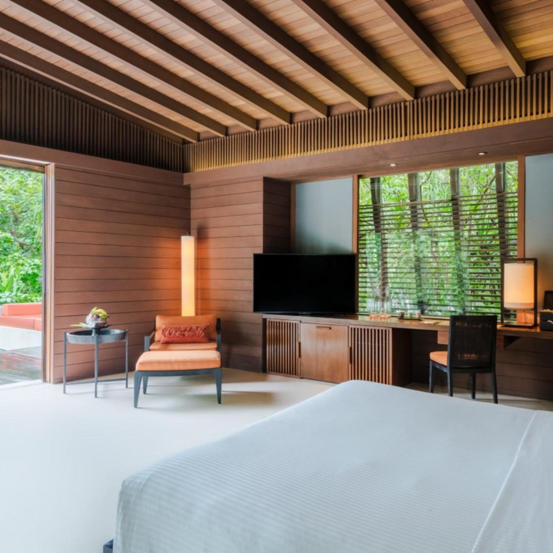 Beach Pool, Villa, King Bed