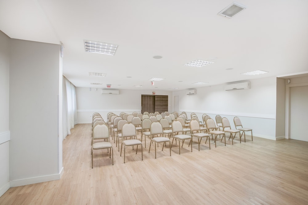 Iate Hotel Centro Florianopolis (ex. Plaza Florianopolis) 51/55