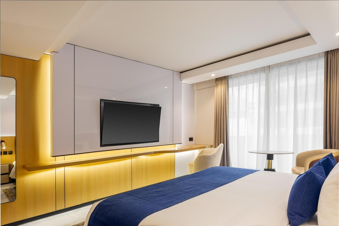 Best Western Plus Ambience Hotel Ikeja 7/11