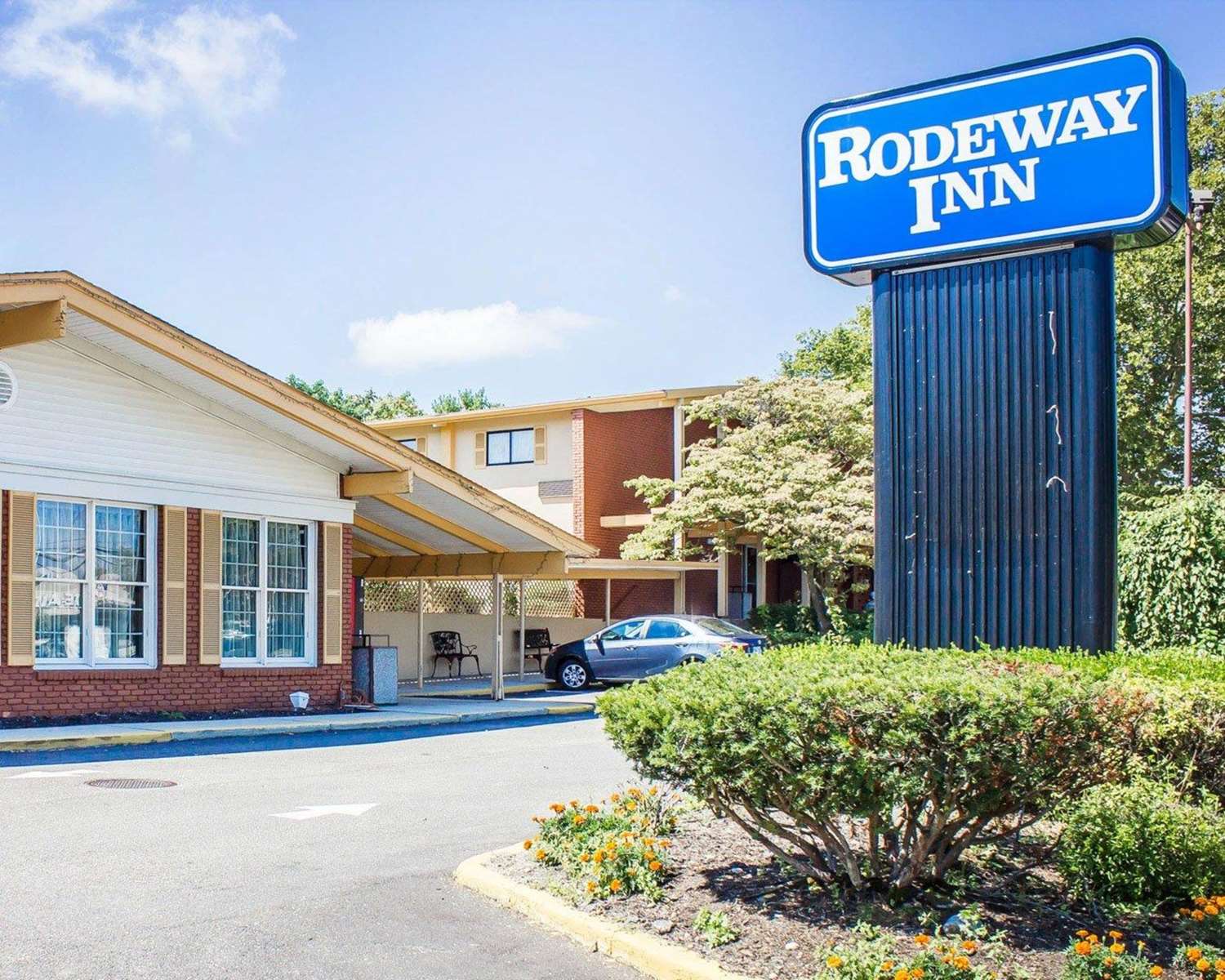 Rodeway Inn Huntington Station - Melville 2/40