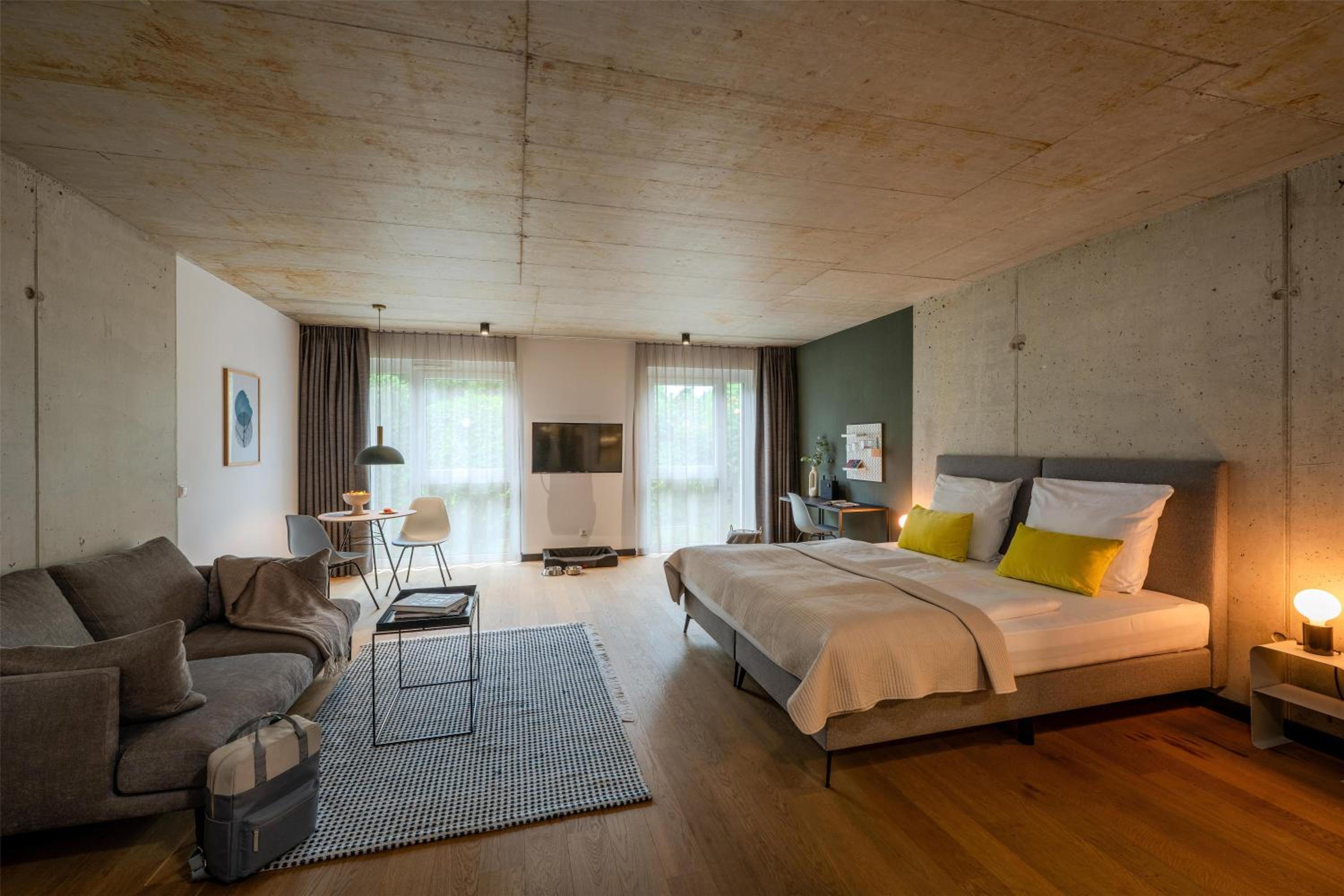 Medium, Apartment, Queen Bed, Kitchen