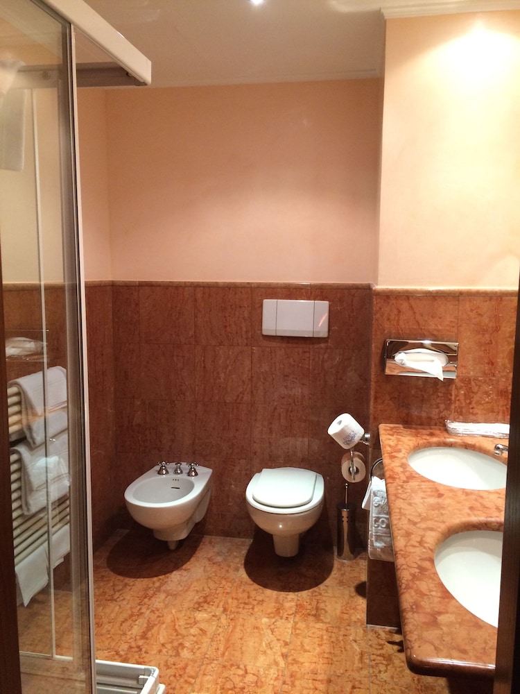 Albergo Le Due Corti 39/62