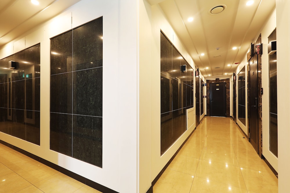 Sm Boutique Hotel 22/50