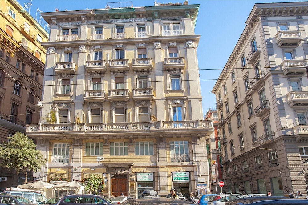 B B Palazzo Depretis 2/50