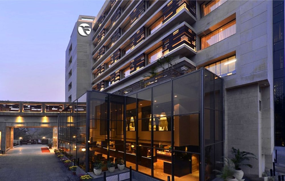 Fortune District Centre, Ghaziabad - Member ITC Hotels Group 3/65