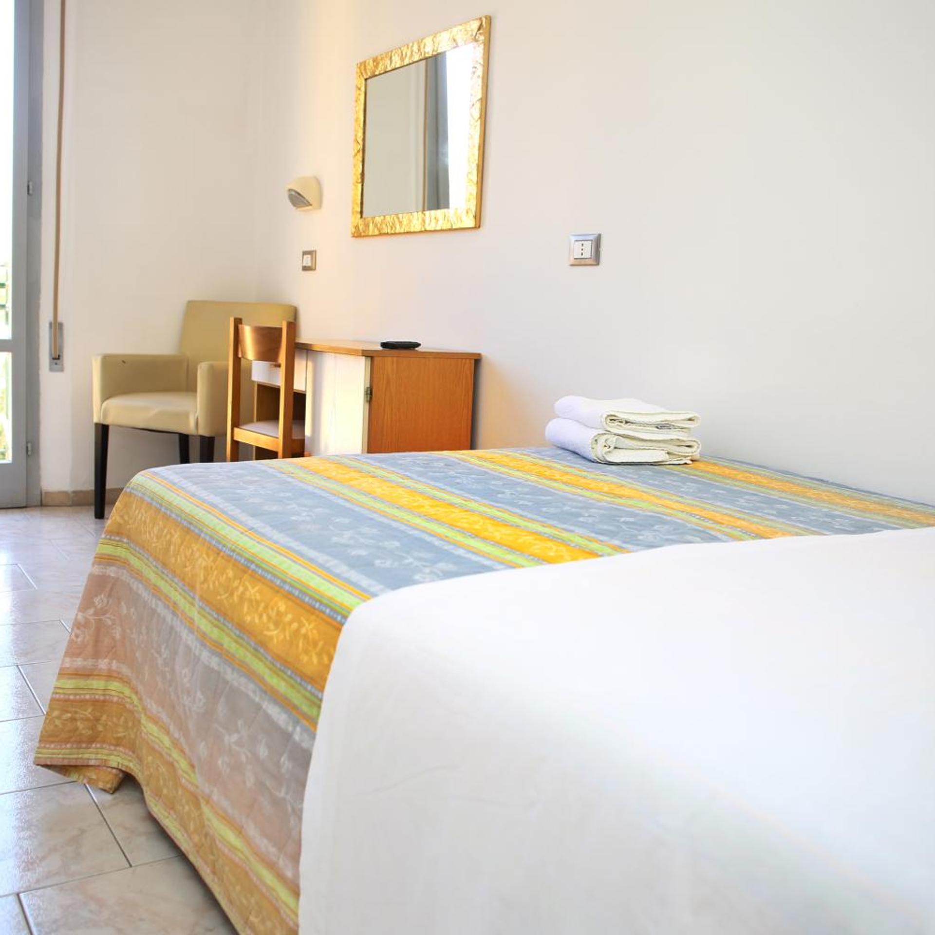 غرفة بسرير مزدوج، Hotel Kristalex 2/8