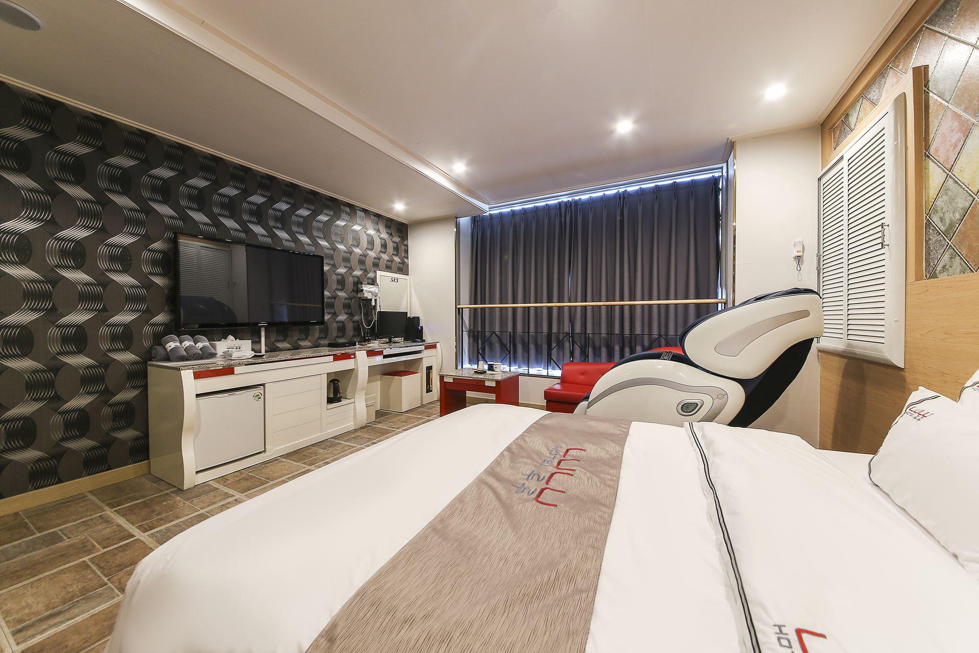 Business Design Hotel LUV 39/98