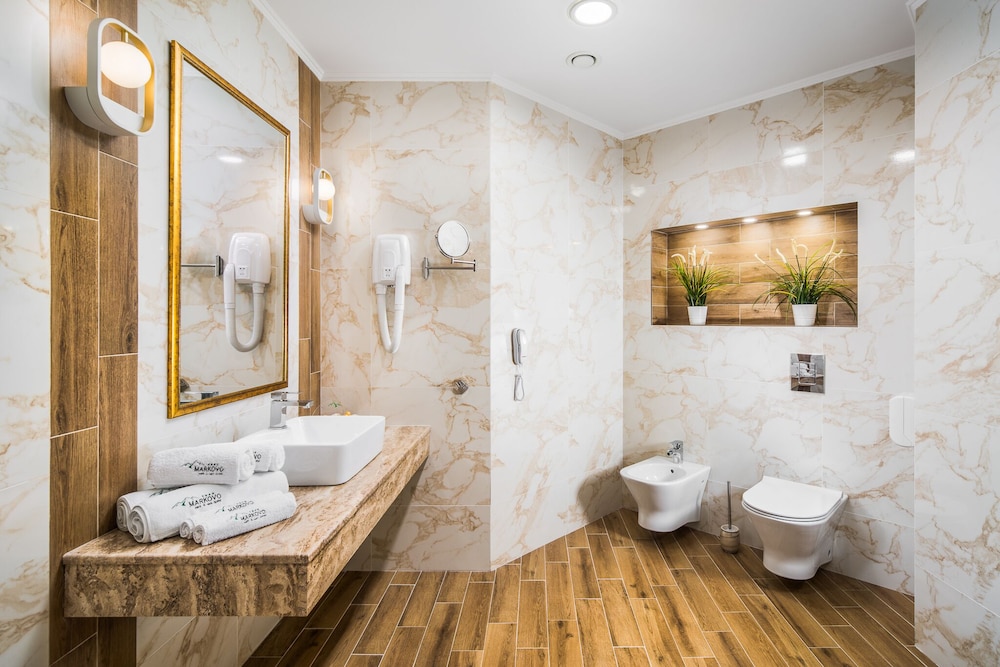 Park and Spa Hotel Markovo 48/50