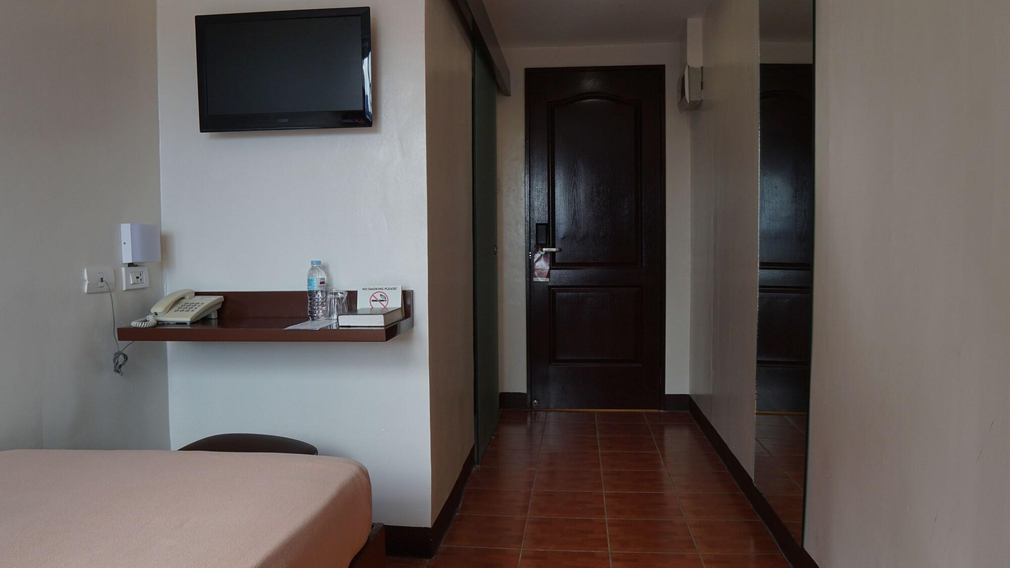 Cbd Plaza Hotel 15/18