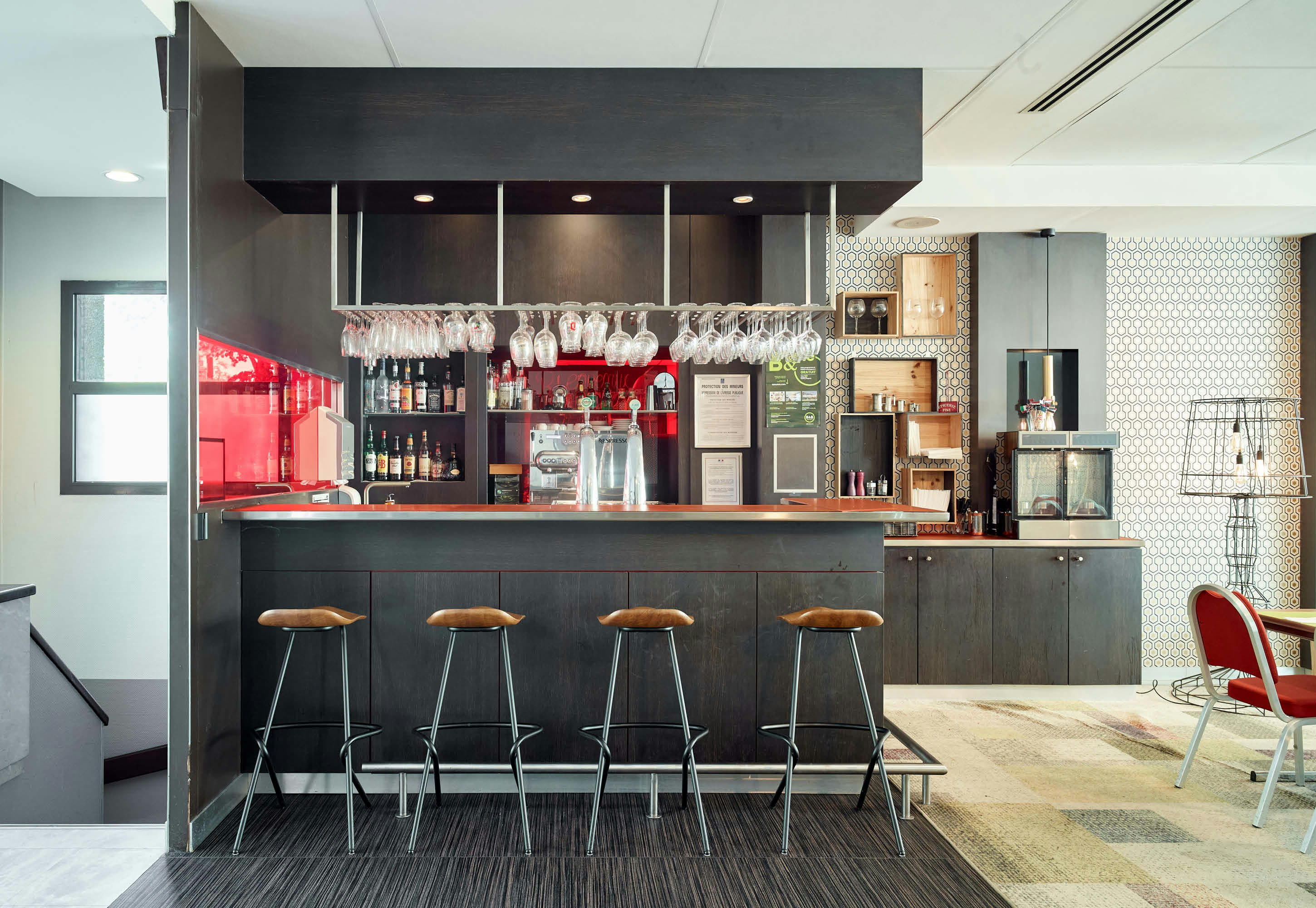 B&B Hotel Saint Quentin en Yvelines Centre Gare 22/32