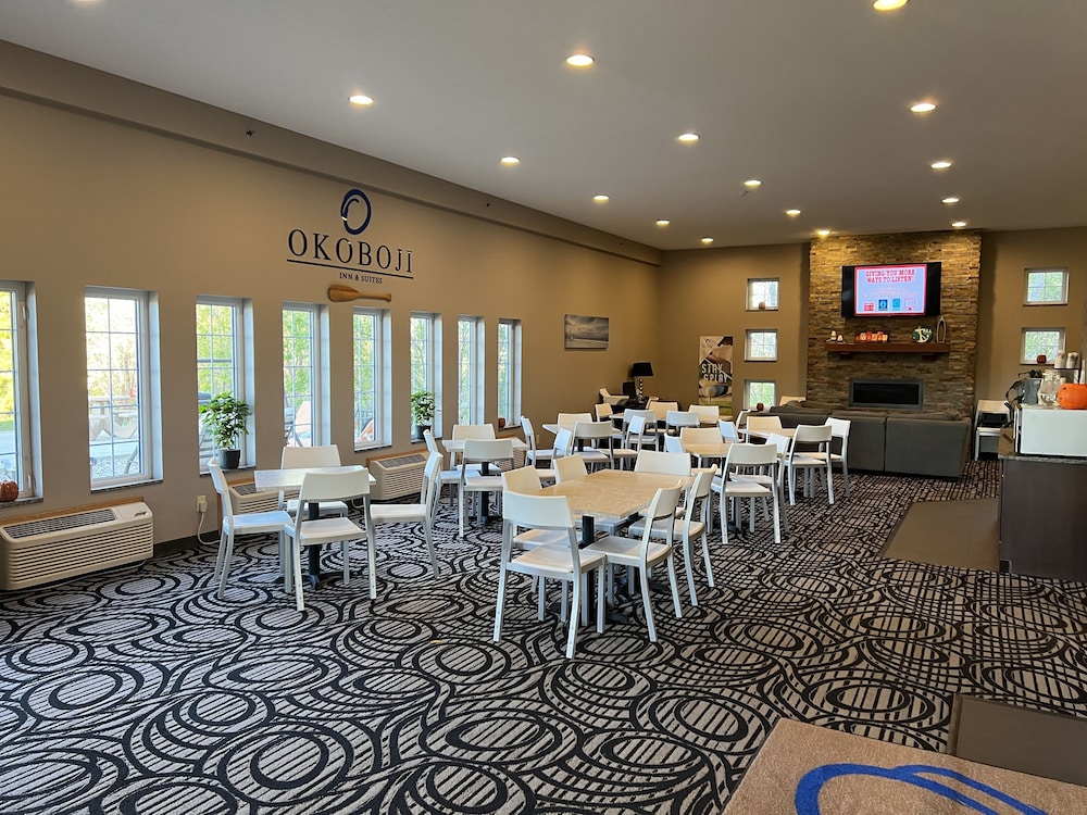 Okoboji Inn And Suites 42/52