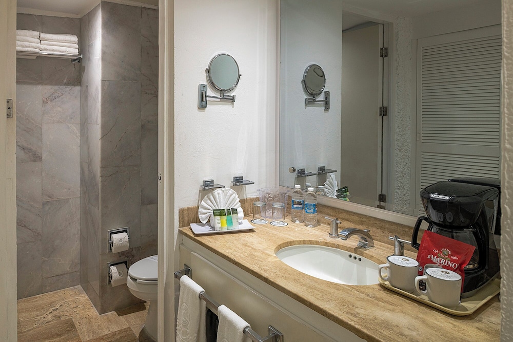 El Cid Castilla Beach Hotel 49/50