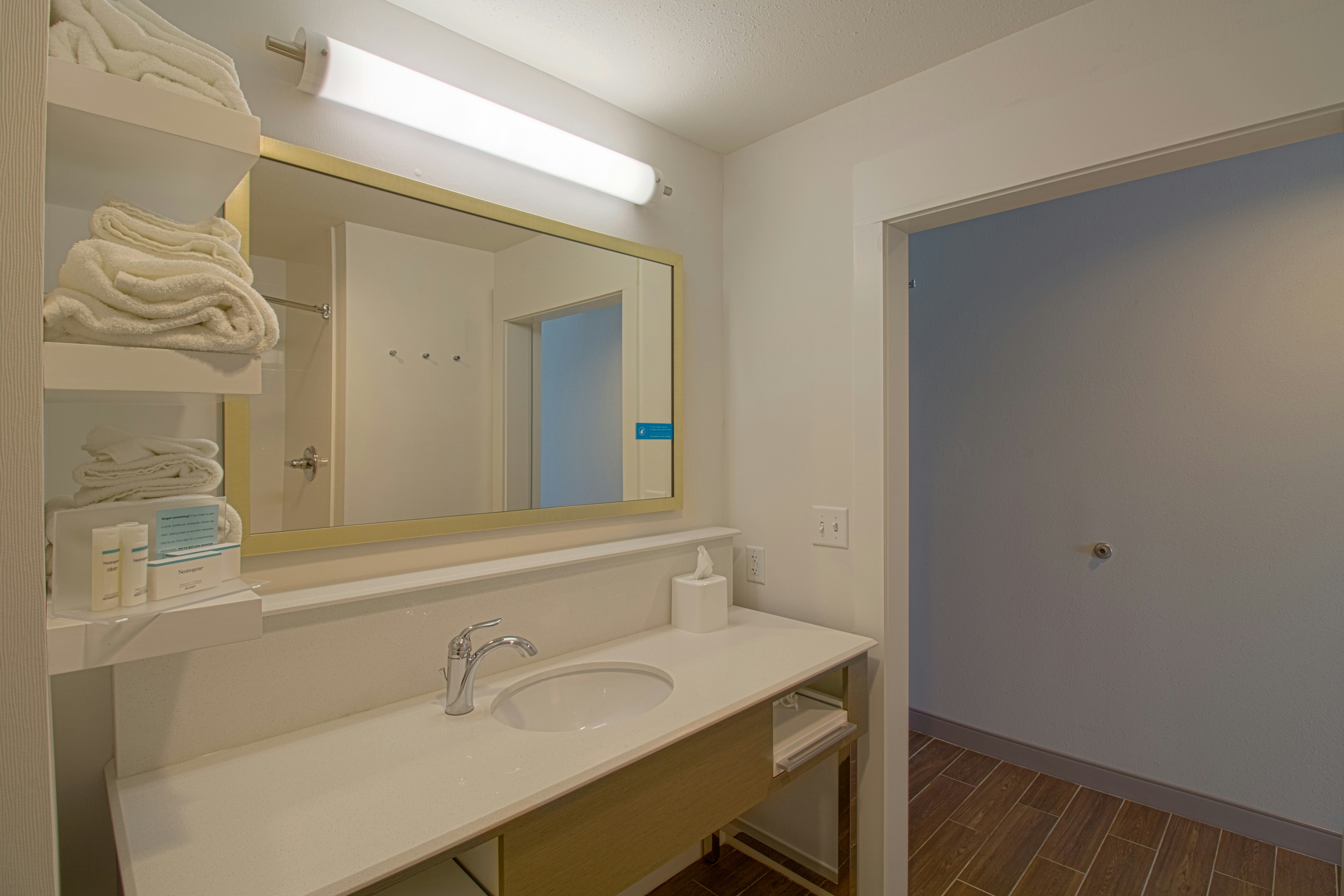 Hampton Inn Crestview I 10 Fl 20/20