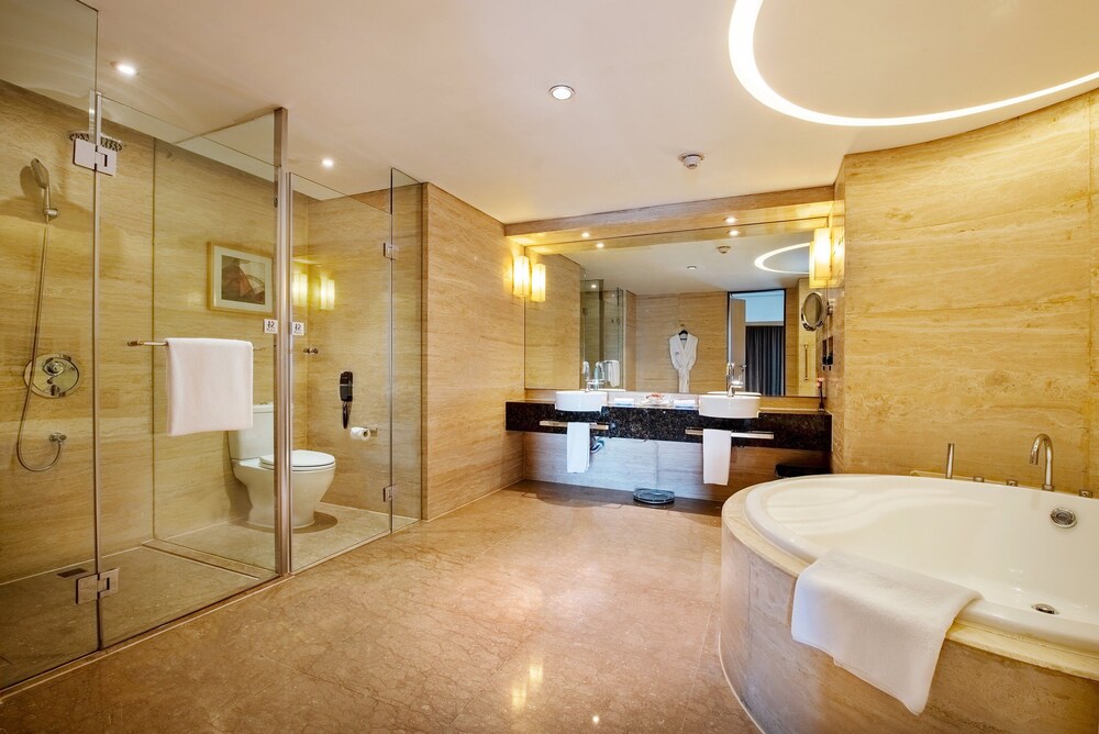 Crowne Plaza Tianjin Binhai 49/50