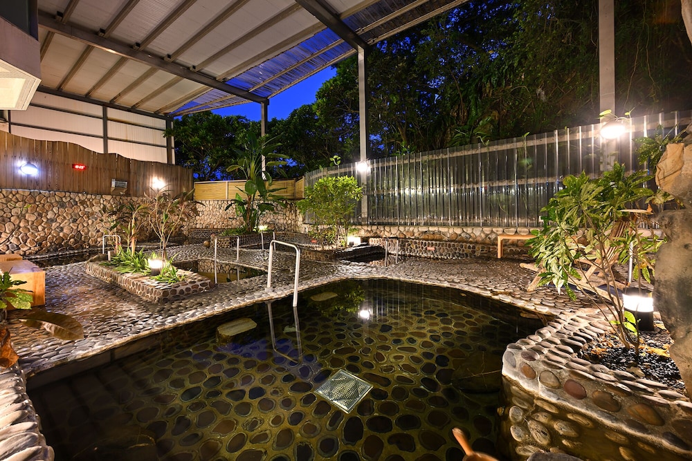 CT Green Bay Hot-Spring Hotel 22/49