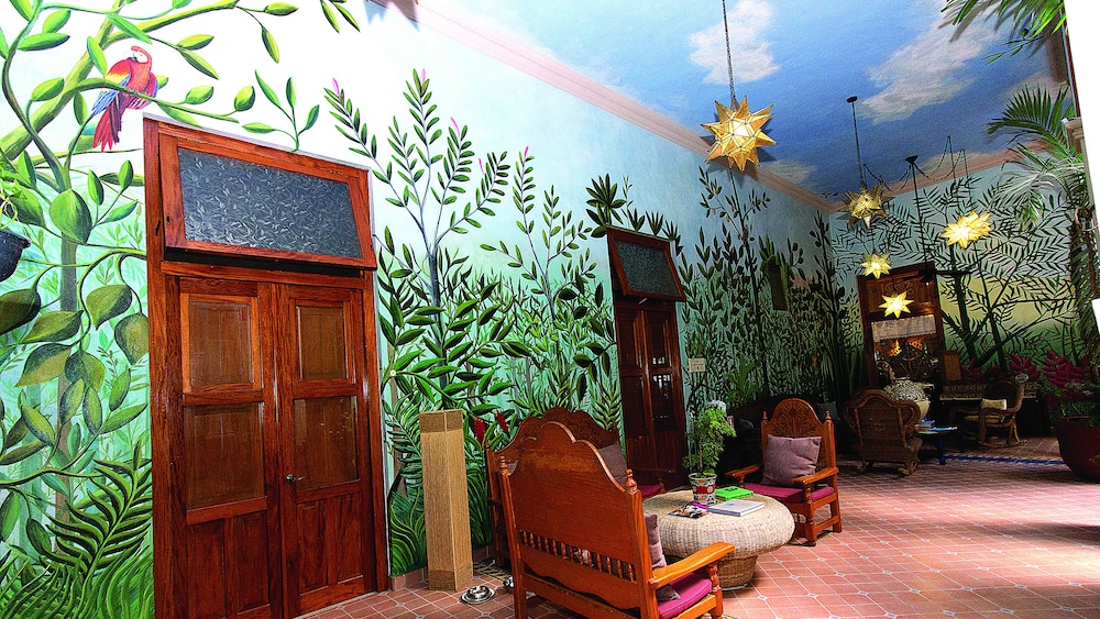 Hotel Casa San Angel 8/68