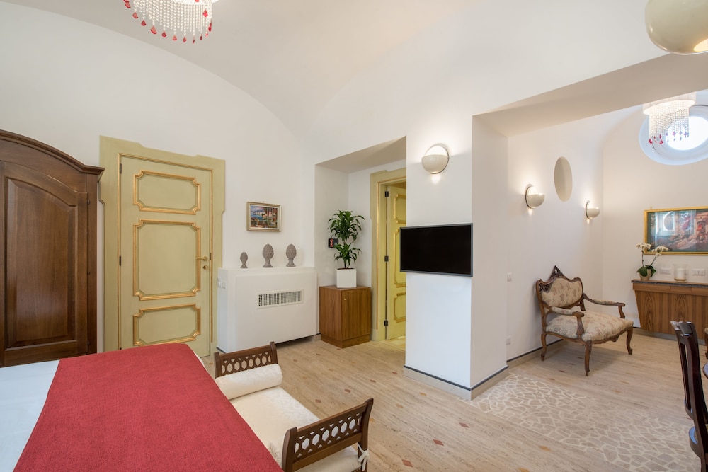 Don Antonino Relais Hotel 53/71