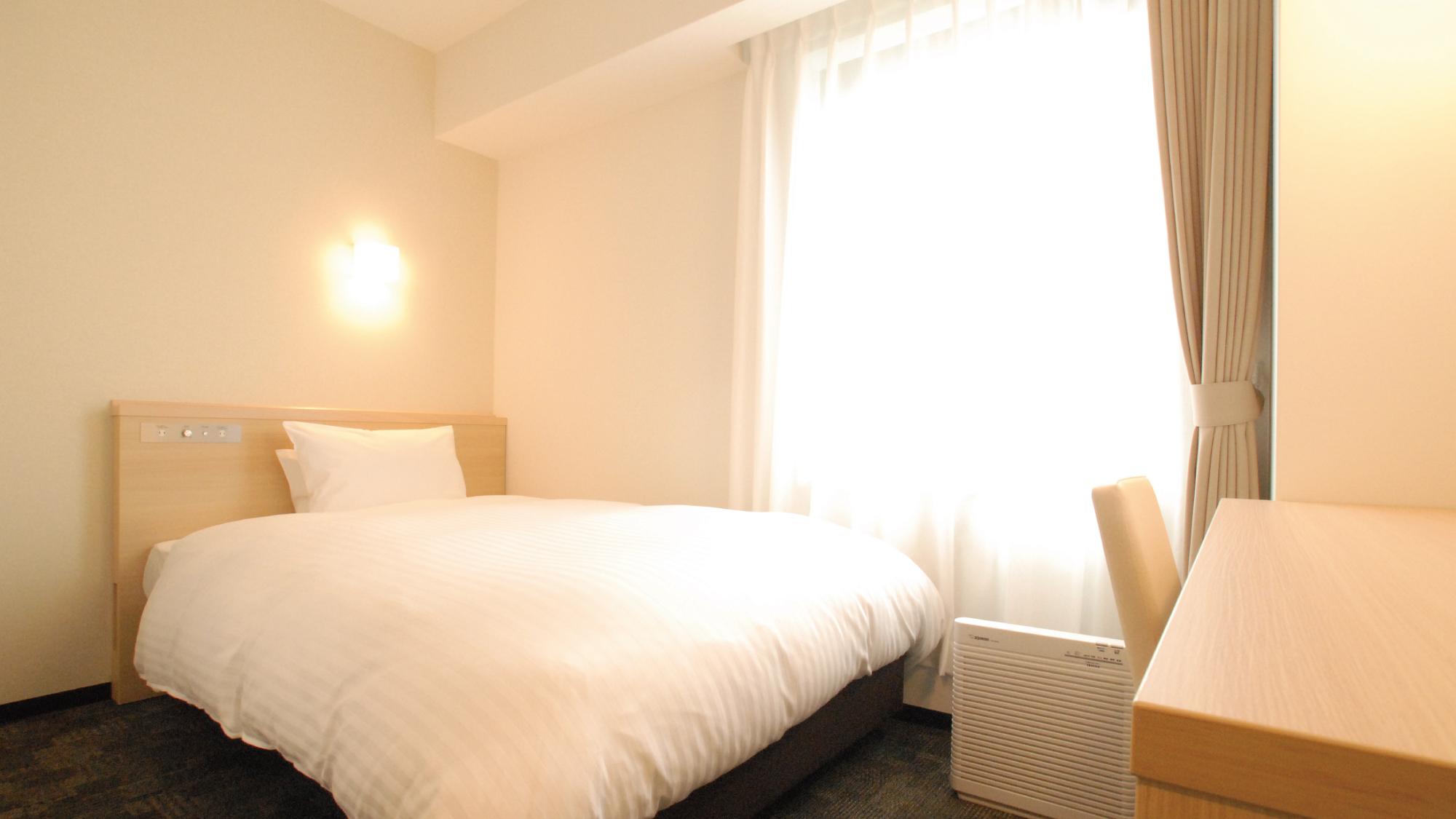 Semi Room, Single, Semi Double Bed