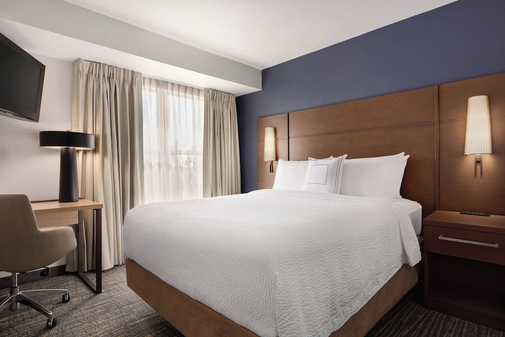 1 Bedroom, Suite, Queen Bed, Accessible