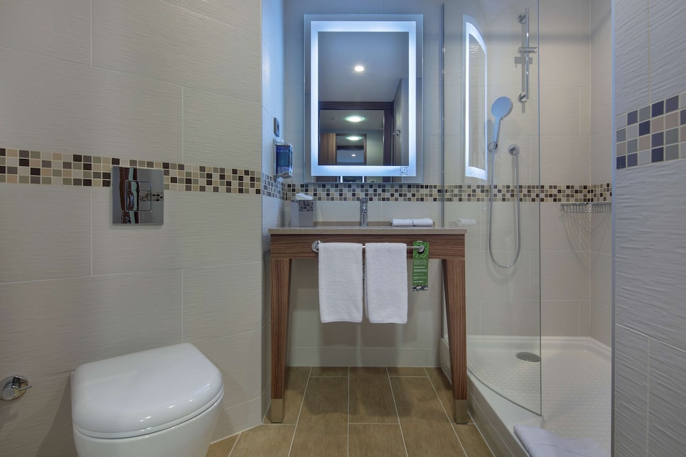 Hampton By Hilton Istanbul Kayasehir 11/32