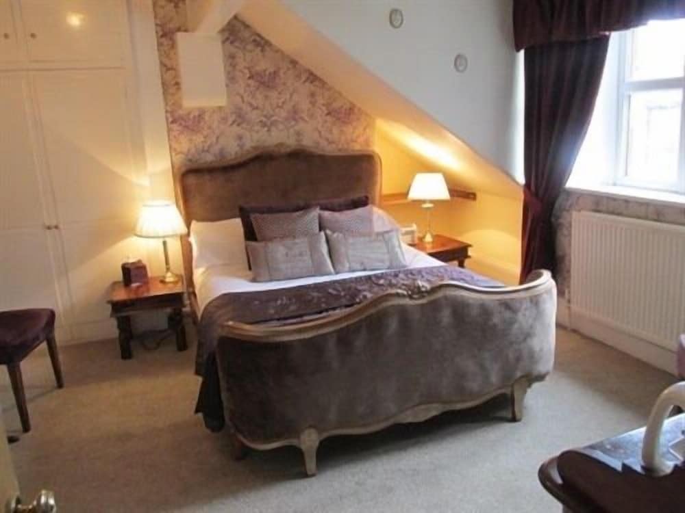 Standard, Double Bed