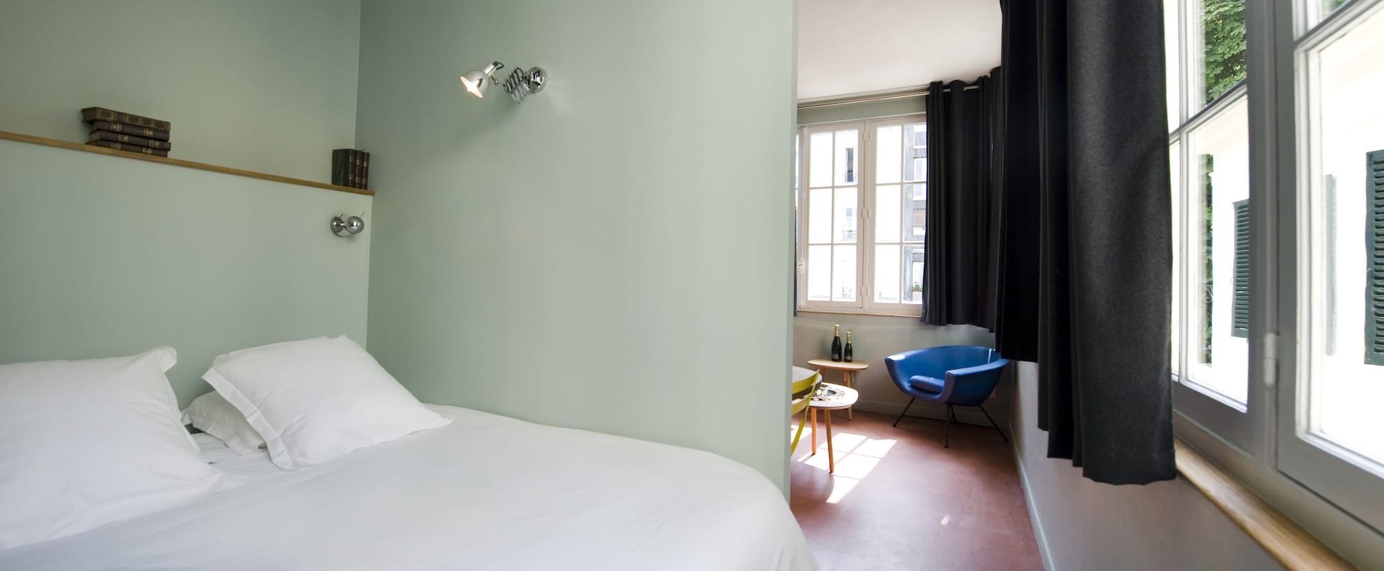 1 BEDROOM, SUITE