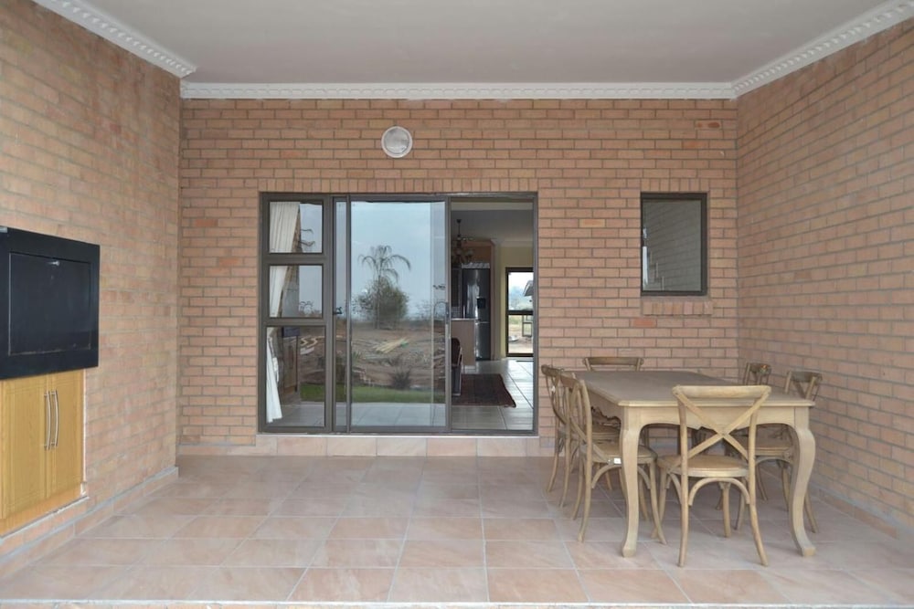 Hoyohoyo Acorns Lodge 25/27