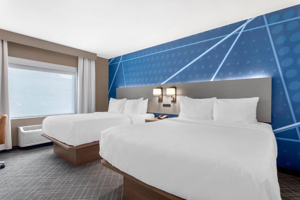 Upgrade, Suite, 2 Queen Beds