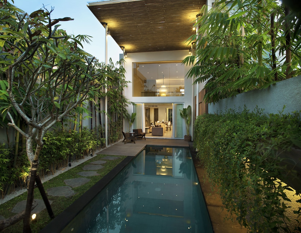 Hu U Villas Seminyak Bali 19/50