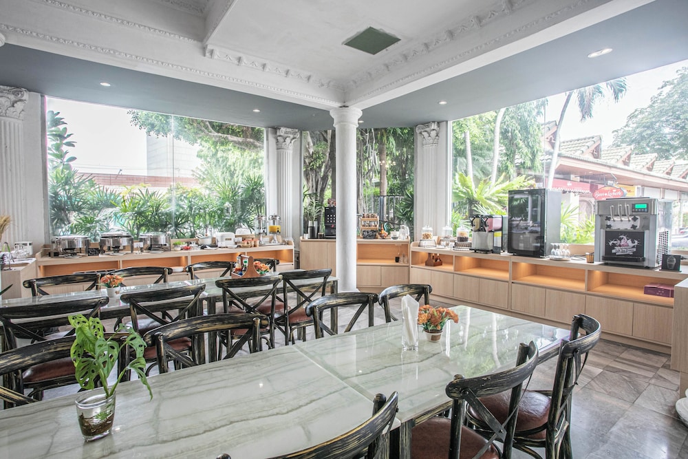Wind Mill Resort 57/72