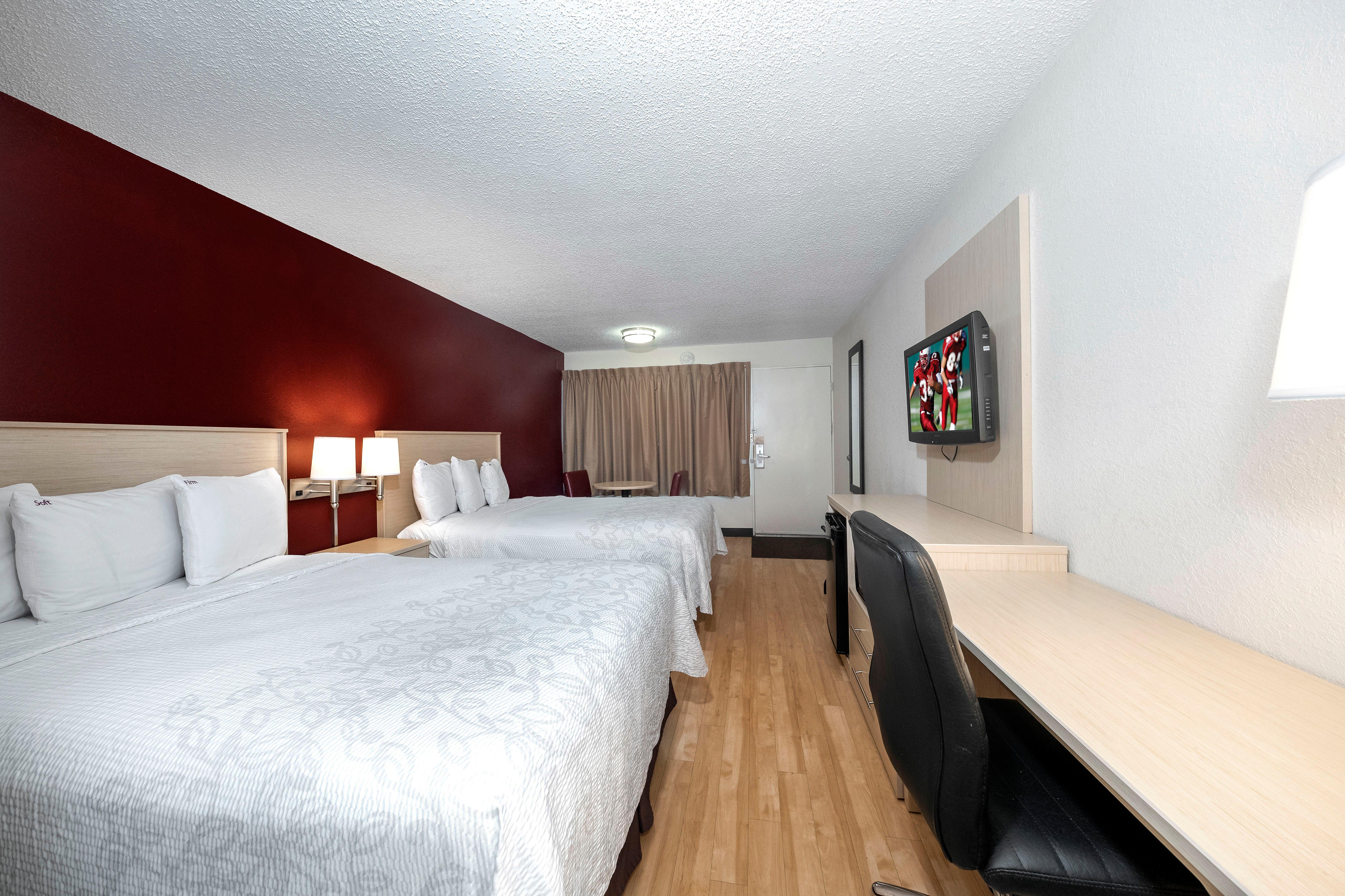 ROOM, 2 DOUBLE BEDS