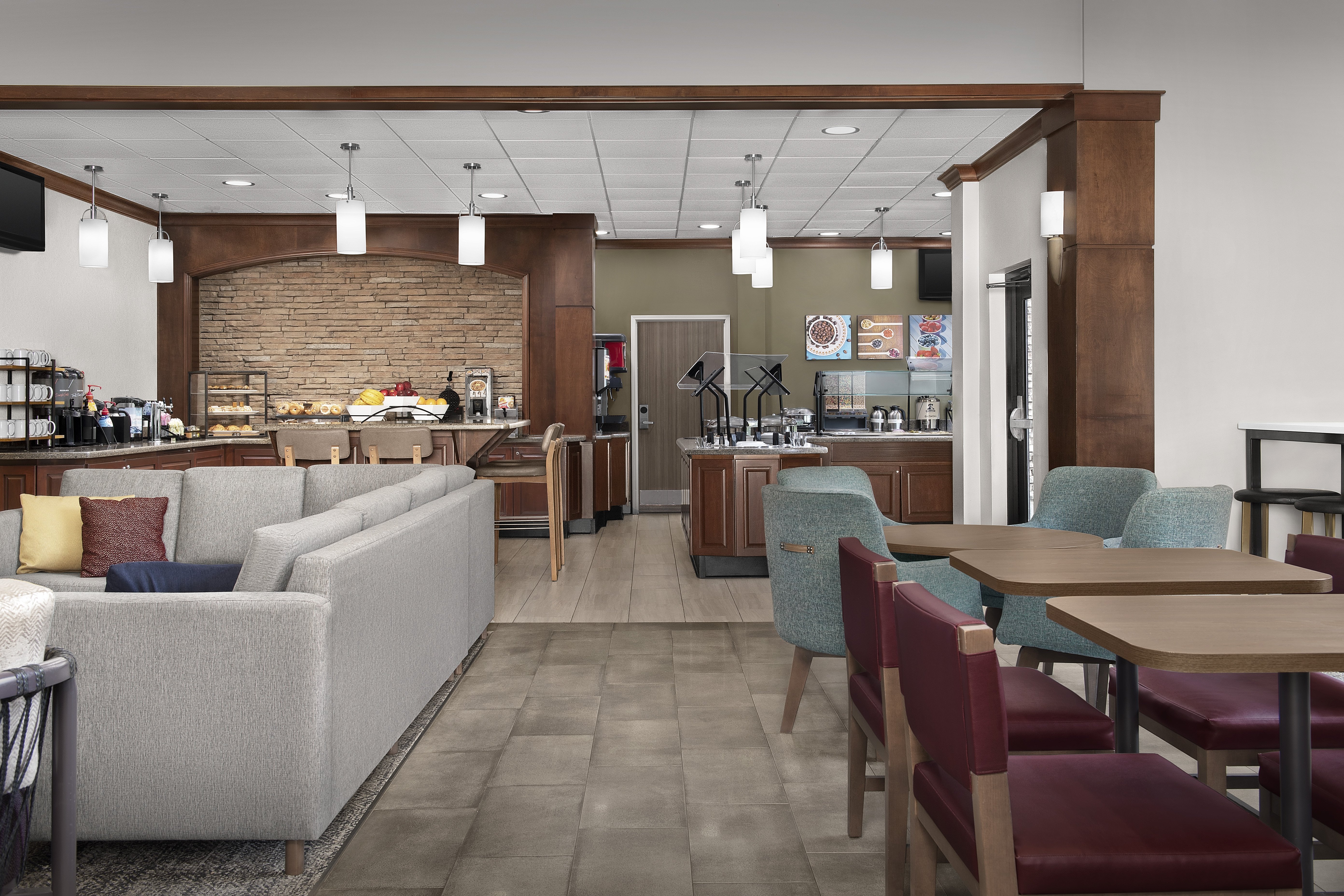 Staybridge Suites Charleston-Ashley Phosphate 34/50