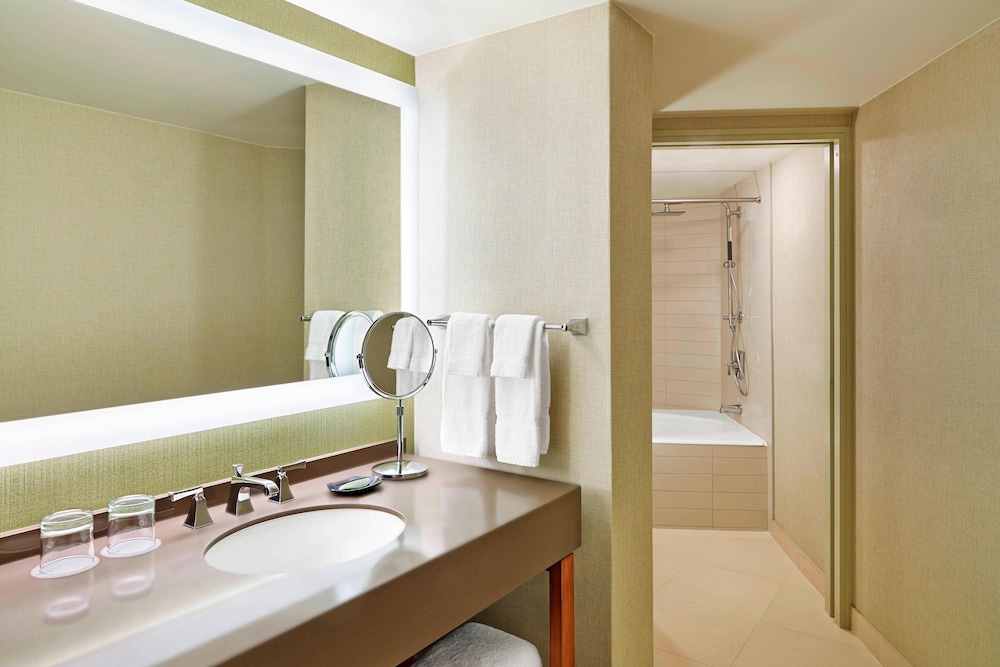 The Westin San Diego Bayview 12/42