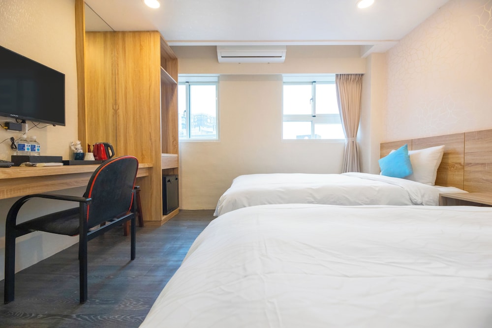 King Hot Spring Hotel 8/31
