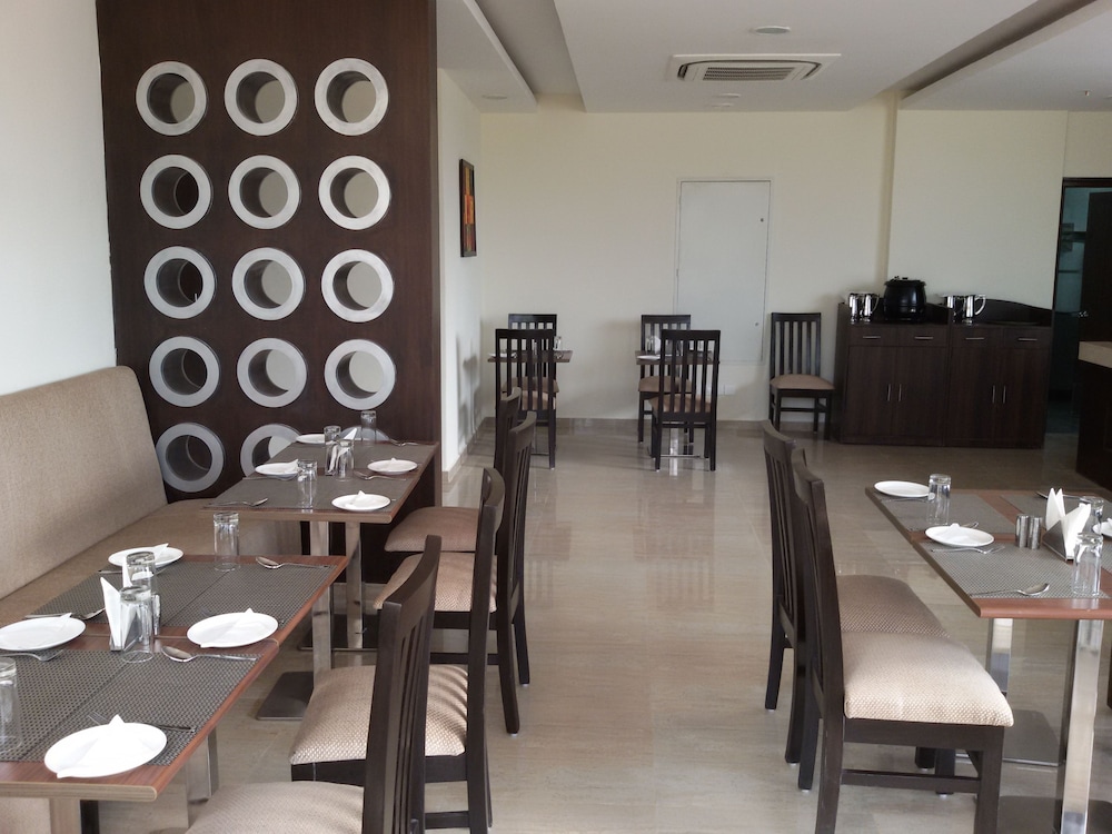 Starlit Suites 34/50