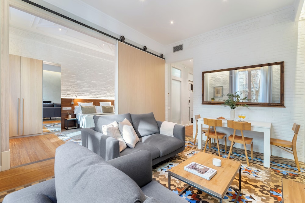 Fuster Apartments 20/50
